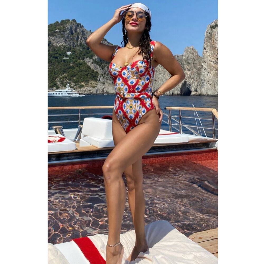 We Wore What Danielle one piece baroque tile red print Sz Small Vanessa Hudgens